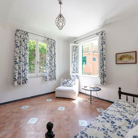 Joivy Light Flat With Great View, Cinque Terre Apartment Vernazza Exterior photo